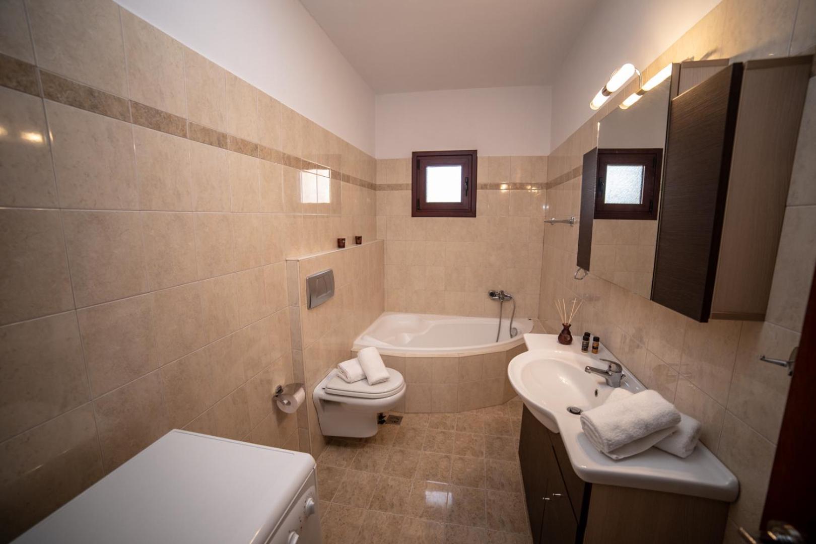 Sitia Poolside Gem - Crete'S Fuego Sagrado Apartment ภายนอก รูปภาพ
